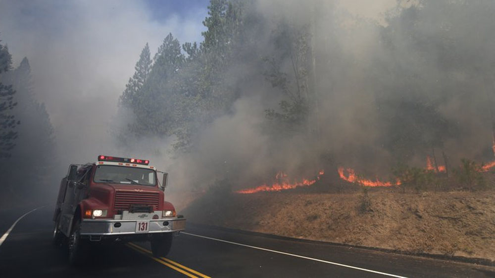 Incendio forestal consume casi 4 mil hectáreas en California