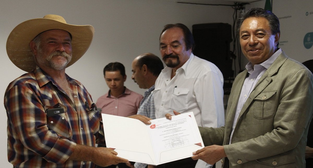 Jalisco invierte 12.4 millones de pesos en ganadería lechera - jalisco-invierte-124-mdp-en-ganaderia-lechera