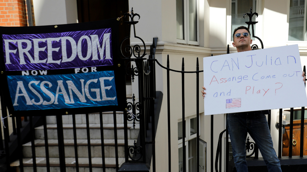 Assange pidió ayuda a Australia para evitar expulsión de embajada ecuatoriana - julian-assange-2