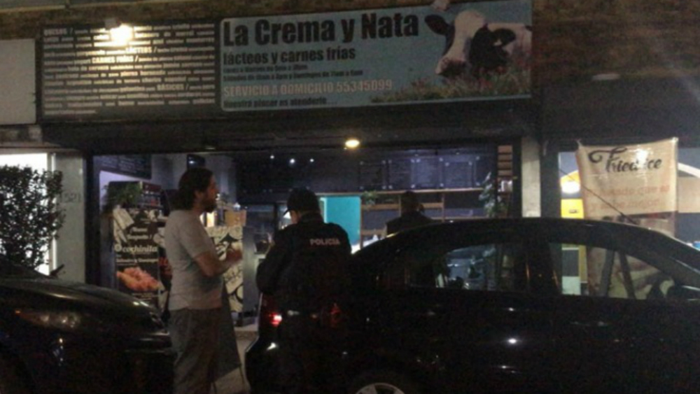 Asaltan otro negocio en la colonia Del Valle