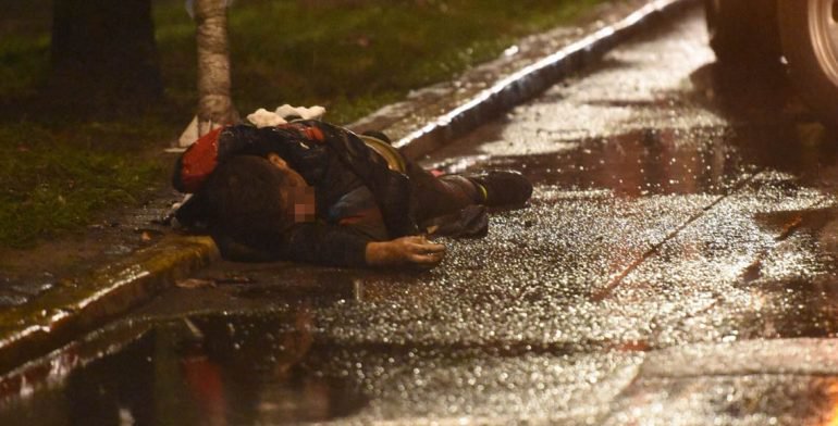 Pasajero mata a presunto ladrón en Iztacalco - ladron-asesinado-iztacalco1