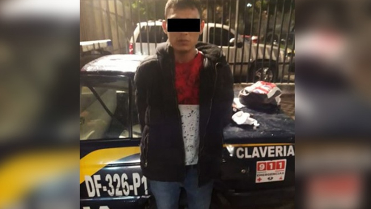 Detienen a asaltante de microbús en Azcapotzalco