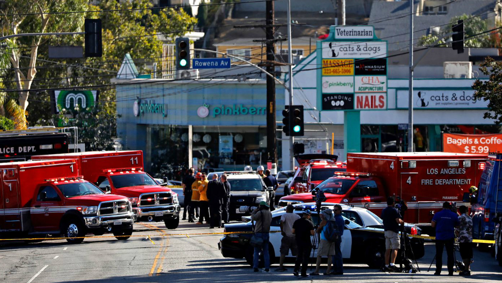 Detienen a hombre que tomó rehenes en supermercado  Los Angeles - los-angeles-rehenes-supermercado