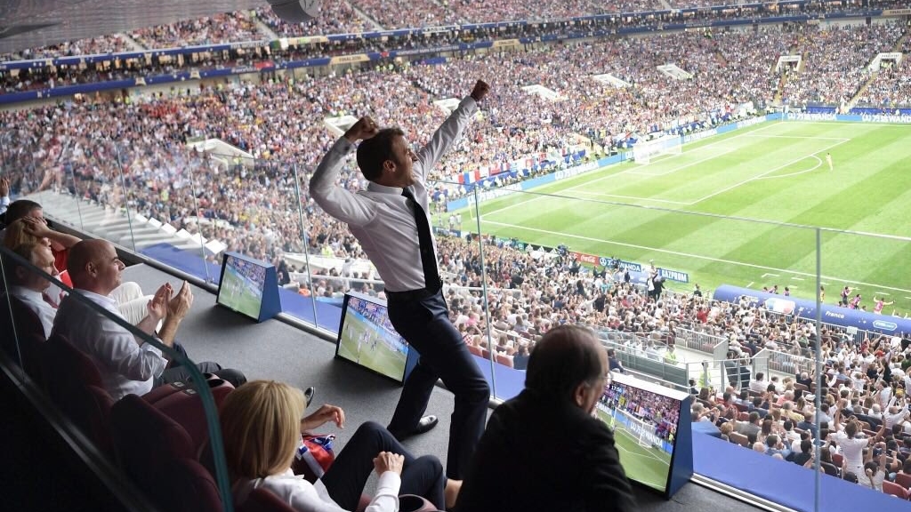El festejo de Emmanuel Macron en el Mundial - macron-final-mundial-francia-3