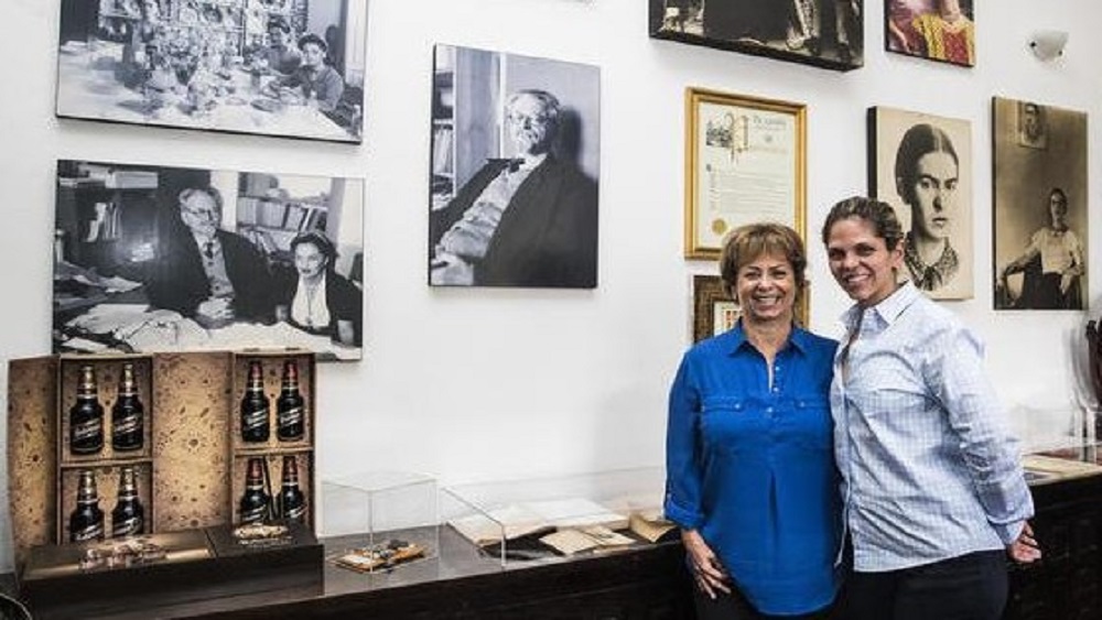 Corporación gana demanda por derechos de Frida Kahlo - mara-de-anda-romeo-y-mara-cristina-teresa-romeo-pinedo