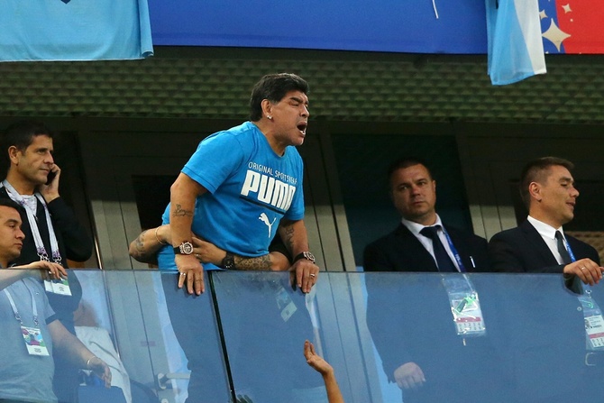 FIFA responde a declaraciones de Maradona - maradonafifaint