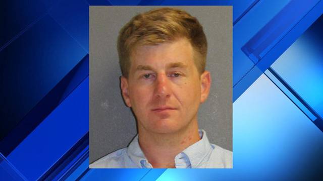 Médico acusado de violar a menor dice que solo lo estaba abrazando - medicoint