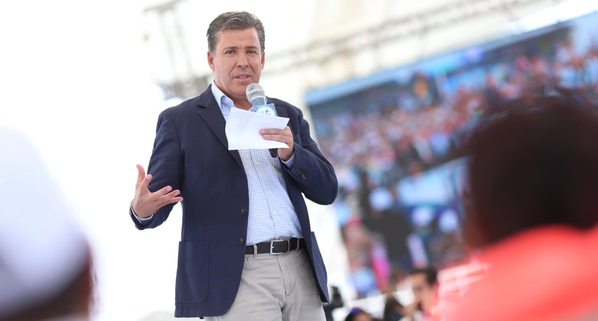 Gobernador Miguel Márquez niega aspirar a dirigencia del PAN - miguel-marquez-guanajuato-2