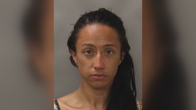 Arrestan a mujer después de intentar secuestrar a un niño - mujersecuestroint