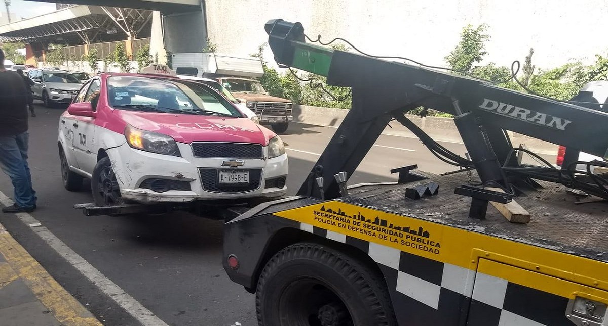 Multan a 137 vehículos del transporte público en la Ciudad de México