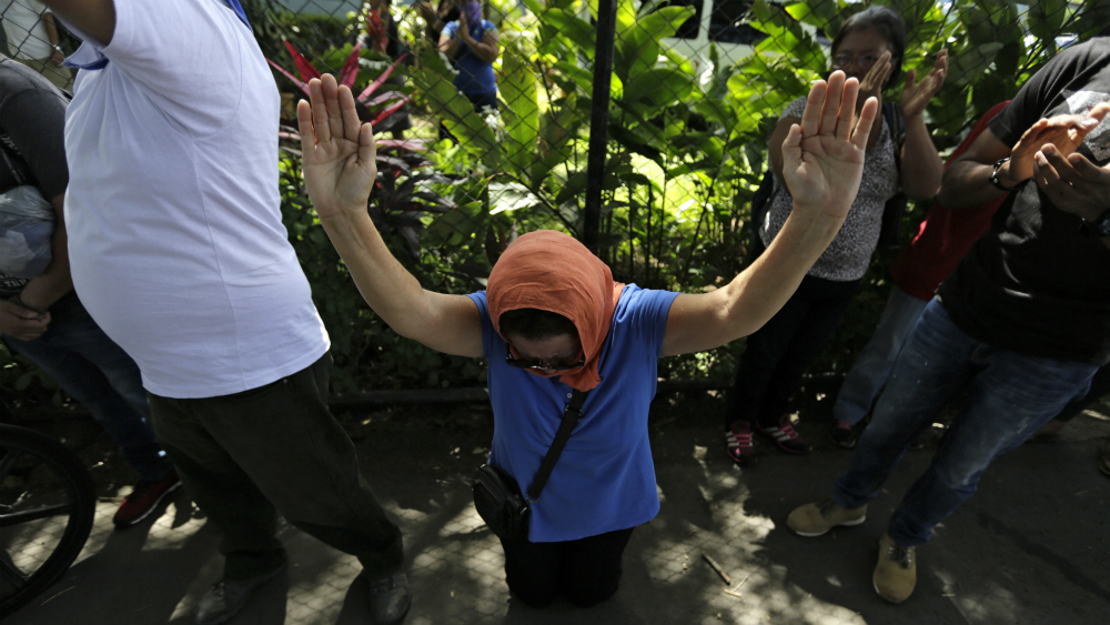 Ataque a iglesia por fuerzas de Ortega dejó dos estudiantes muertos - nicaragua-estudiantes-3