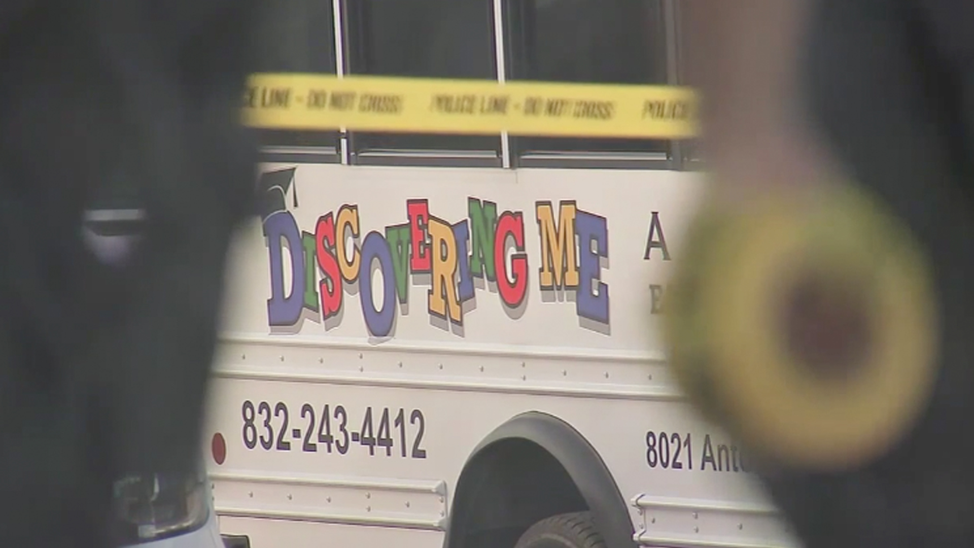 Niño muere en autobús escolar por altas temperaturas en Houston