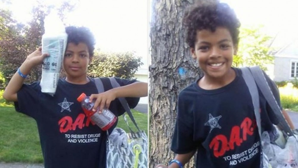 Mujer llama a policía porque un menor negro repartía periódicos