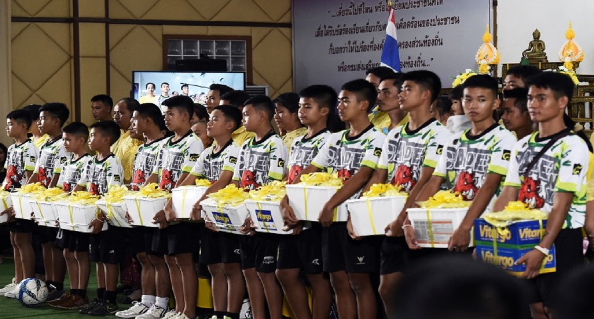 Niños rescatados de cueva tailandesa irán a retiro espiritual - ninos-intentaron-cavar-para-salir-de-cueva-de-tailandia