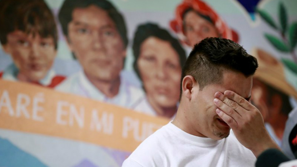 Estados Unidos reunirá y liberará a 54 niños indocumentados - ninos-padres-migrantes