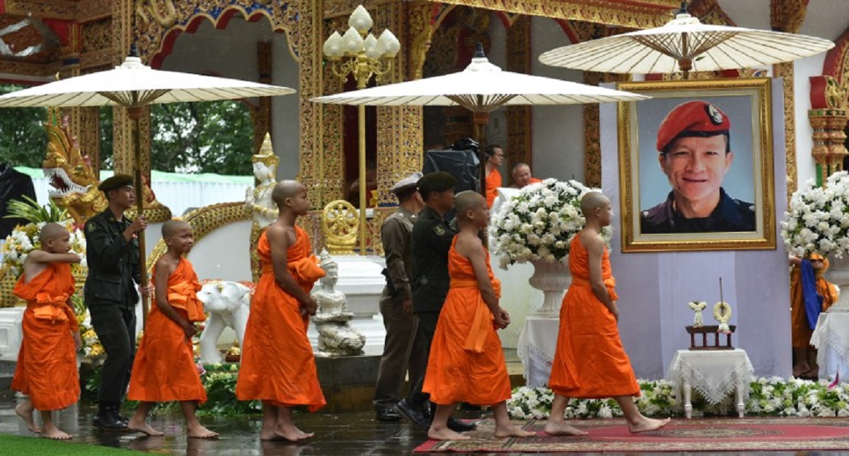 #Video Niños rescatados se ordenan como novicios budistas en Tailandia - ninos-rescatados-se-ordenan-como-budistas-en-tailandia