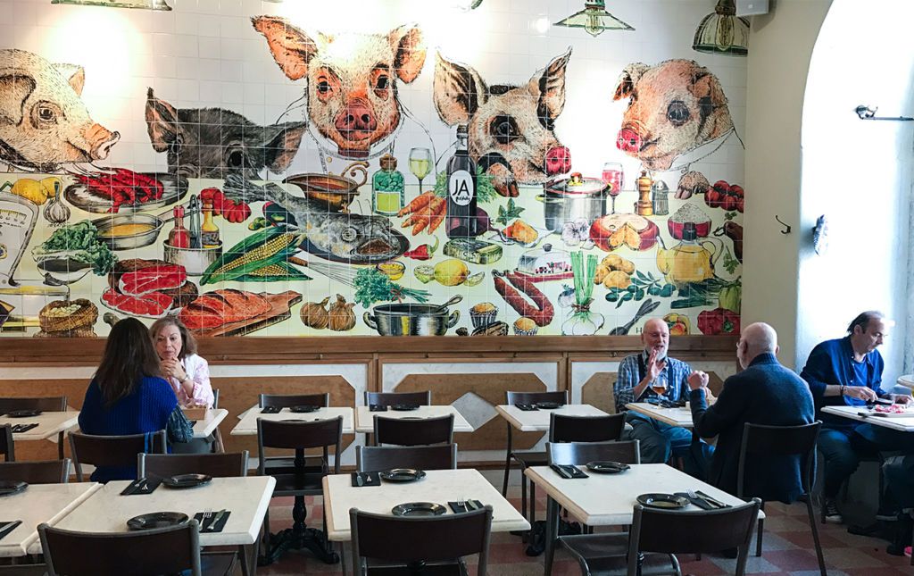 José Avillez, una de las figuras culinarias más importantes de Portugal. - pig-wall