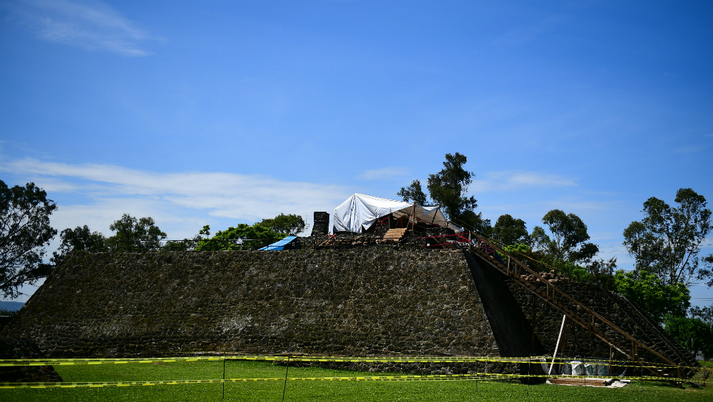 Tras terremoto en México descubren templo dentro de pirámide