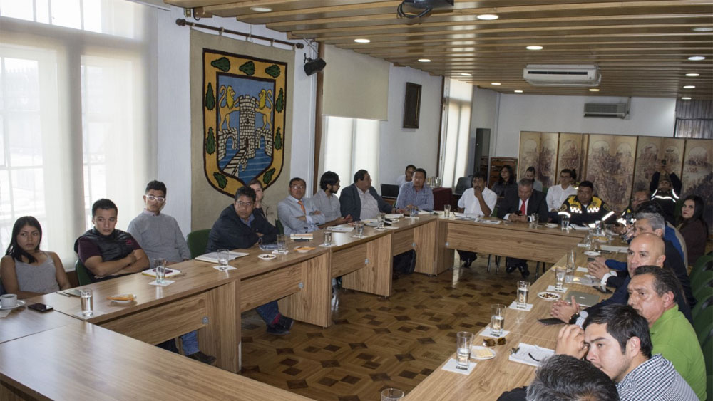 Vecinos colaboran en proyecto para reordenamiento de Eje 10 Sur - reordenamiento-eje-10-sur