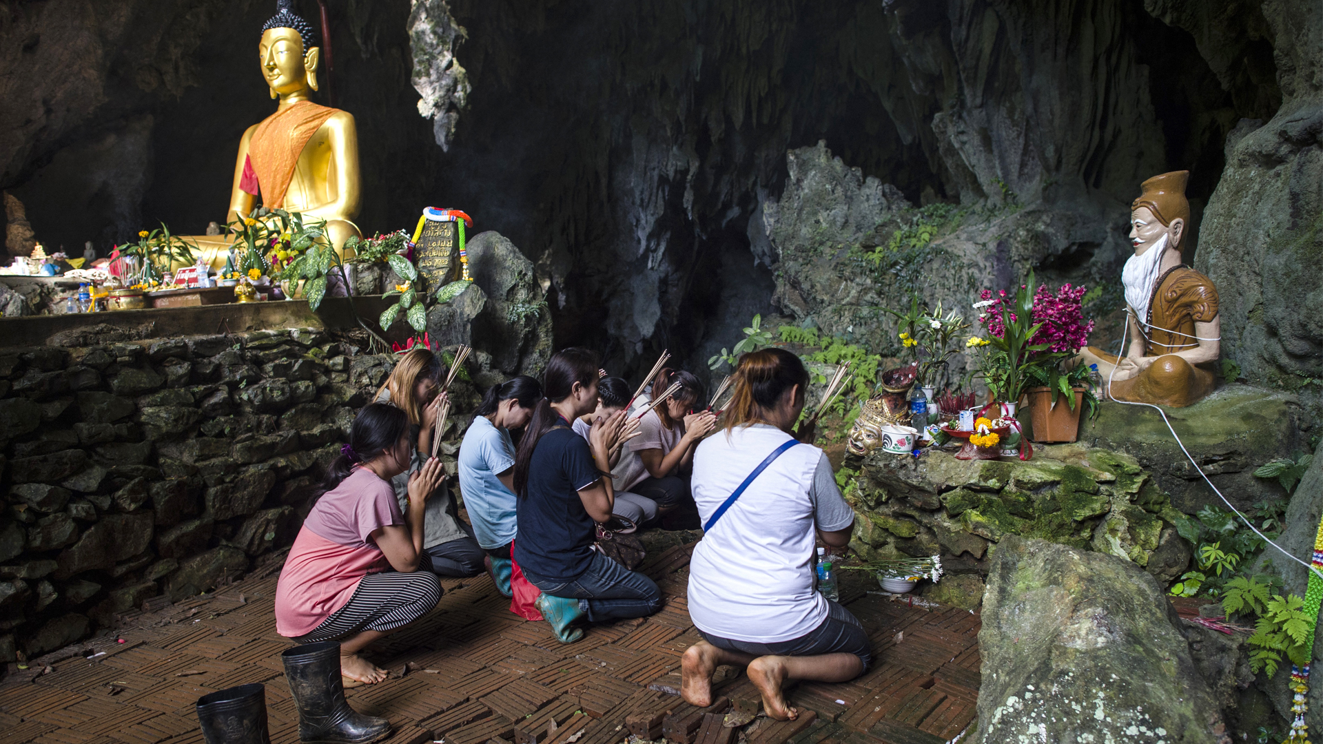 Reacciones de los padres por el rescate de sus hijos de cueva tailandesa