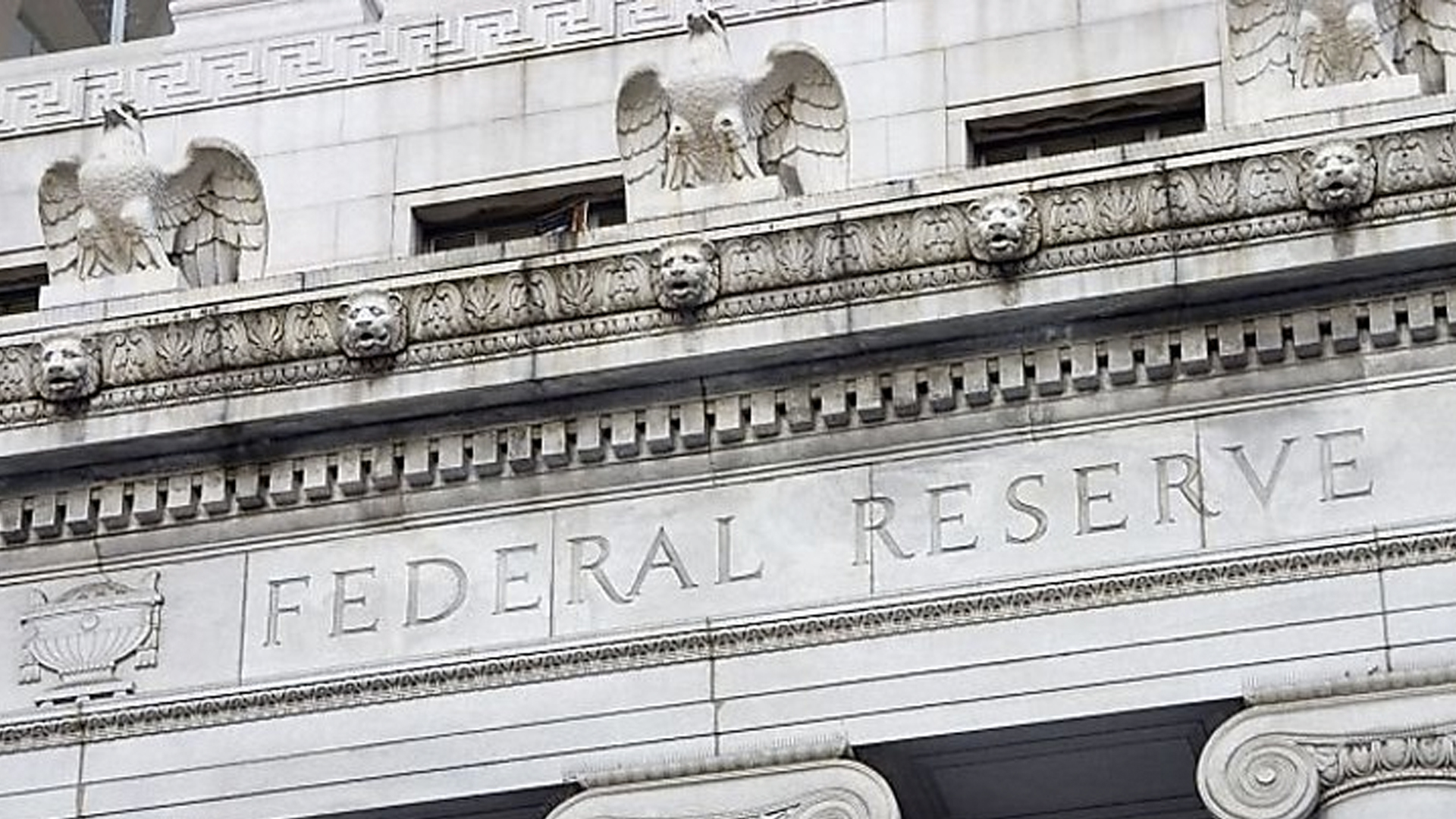 Fed prevé aumento a corto plazo de tasas crediticias en EE.UU. - reserva-federal