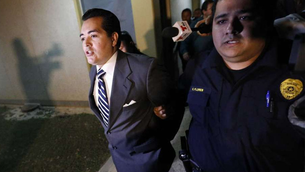 Sentencian a exalcalde de Texas por corrupción