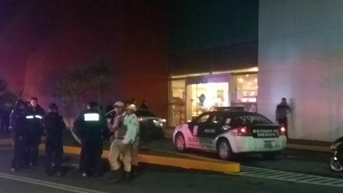 Frustran robo en plaza de Ecatepec