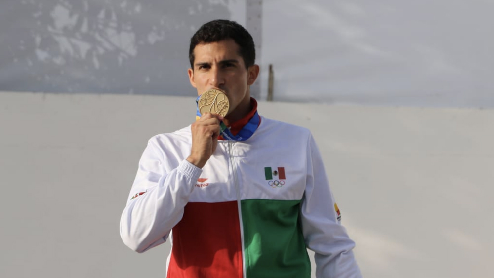 Rommel Pacheco se cuelga oro centroamericano en Barranquilla