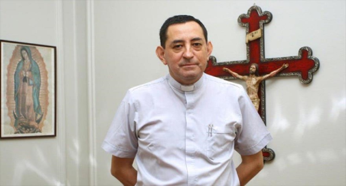 Dan prisión preventiva a sacerdote chileno por pederastia