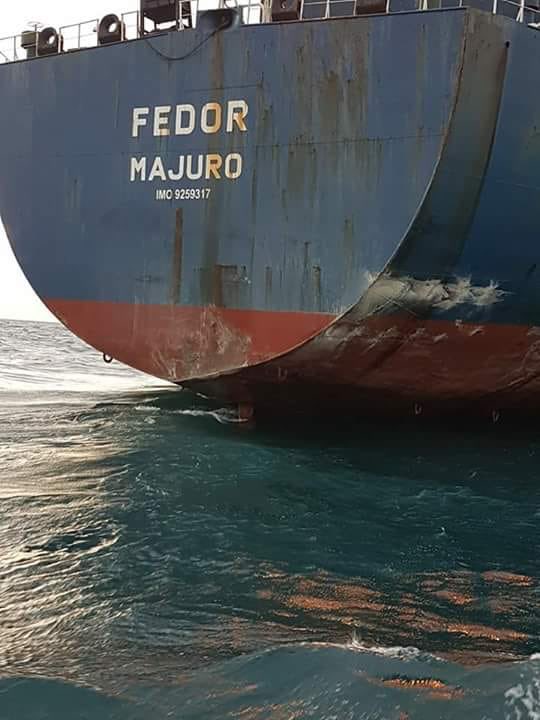 Buque impacta contra muelle en Salina Cruz y derrama combustible - salina-cruz-buque-choque-gasolina-2