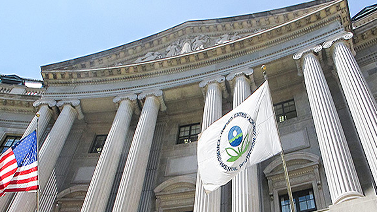 Renuncia el jefe de la EPA