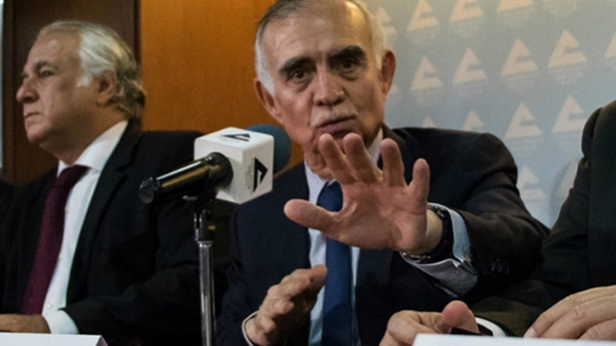 Descartan despidos masivos en secretarías por descentralización