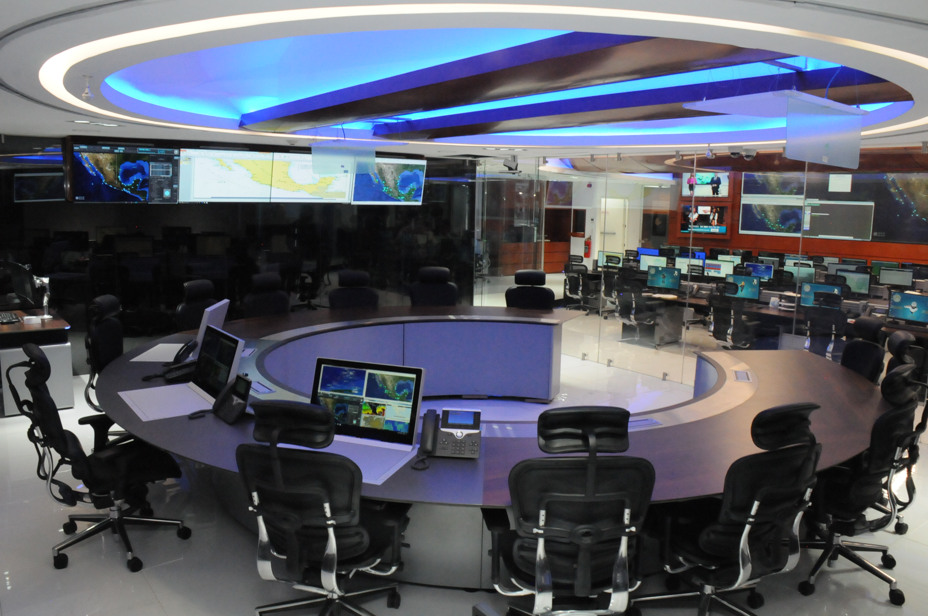 PGR y familiares indagan desapariciones en base de Semar en Tamaulipas