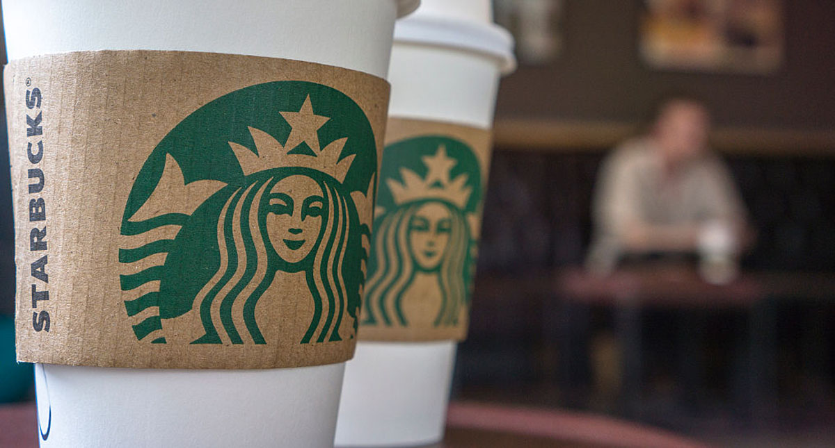 Starbucks ofrece 10 mdd a quien ayude a desarrollar envases sustentables