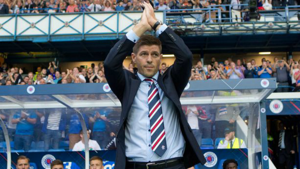 Steven Gerrard debuta con victoria con el Rangers