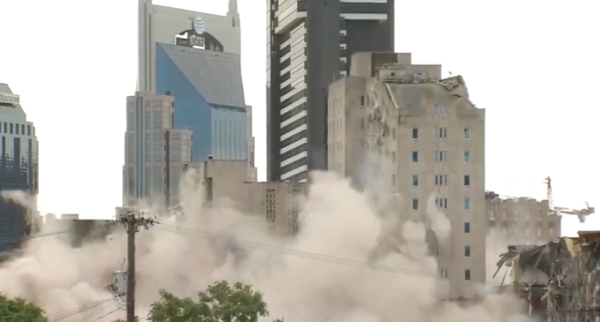 #Video Demuelen edificio en menos de 10 segundos en Tennessee