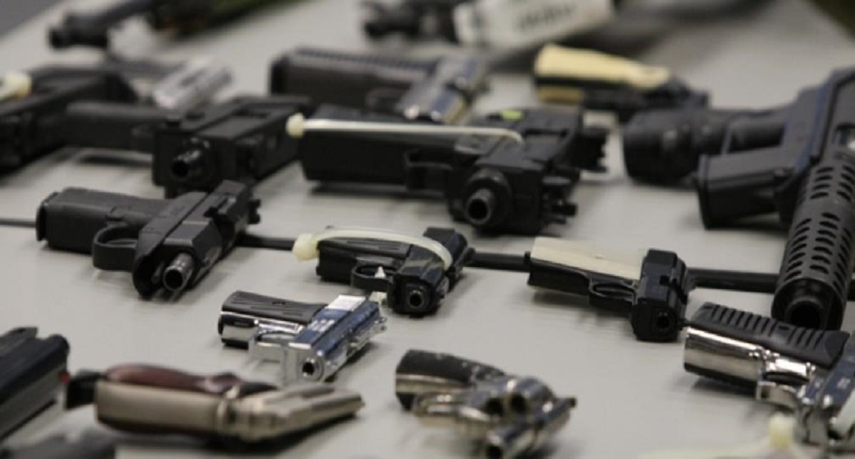 Suman 60 detenciones por portación de armas en la Ciudad de México