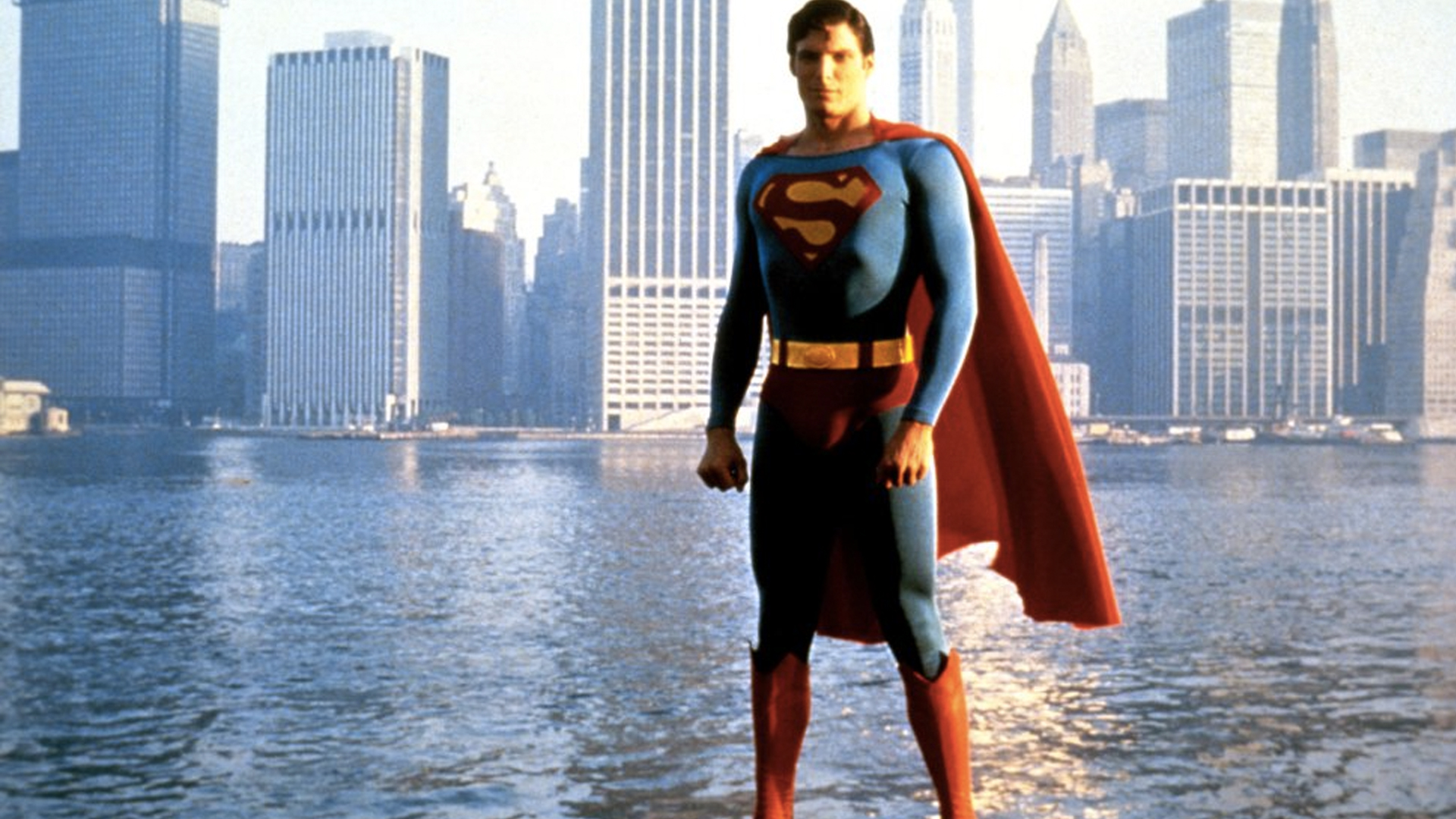 Muere creadora del traje de Superman - superman-christopher-reev