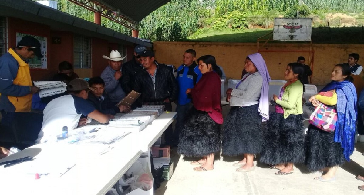 Suspenden elecciones en municipio de Chiapas por robo de boletas - suspenden-elecciones-en-huitiopan-chiapas-por-robo-de-boletas