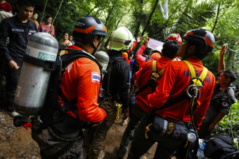 Niños atrapados en cueva de Tailandia envían cartas a sus padres - tailandia