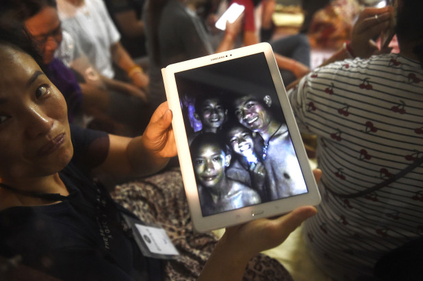 Tailandia acelera rescate de niños atrapados en cueva - tailandianinos