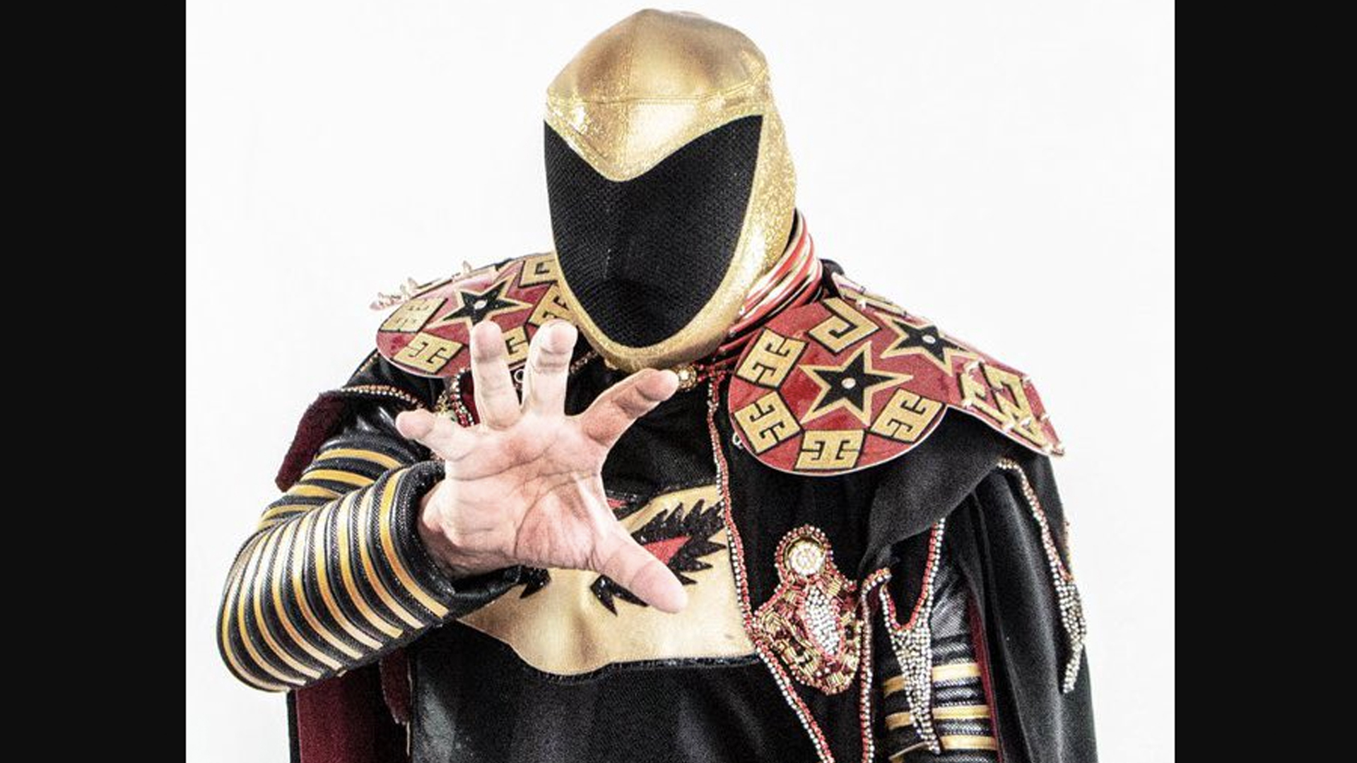 Tinieblas realizará gira de despedida