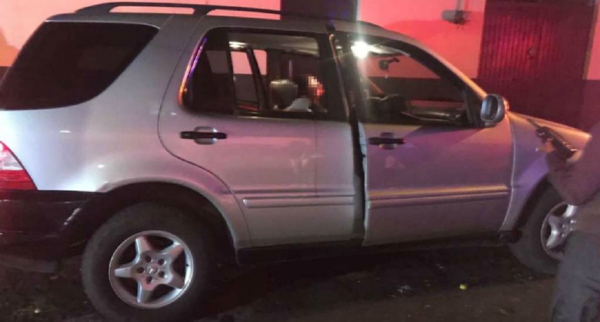 Balean camioneta y matan a dos hombres en Morelia - tirotean-camioneta-y-matan-a-dos-hombres-en-morelia
