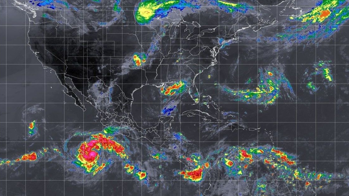 Se forma la tormenta Fabio al sur de Jalisco