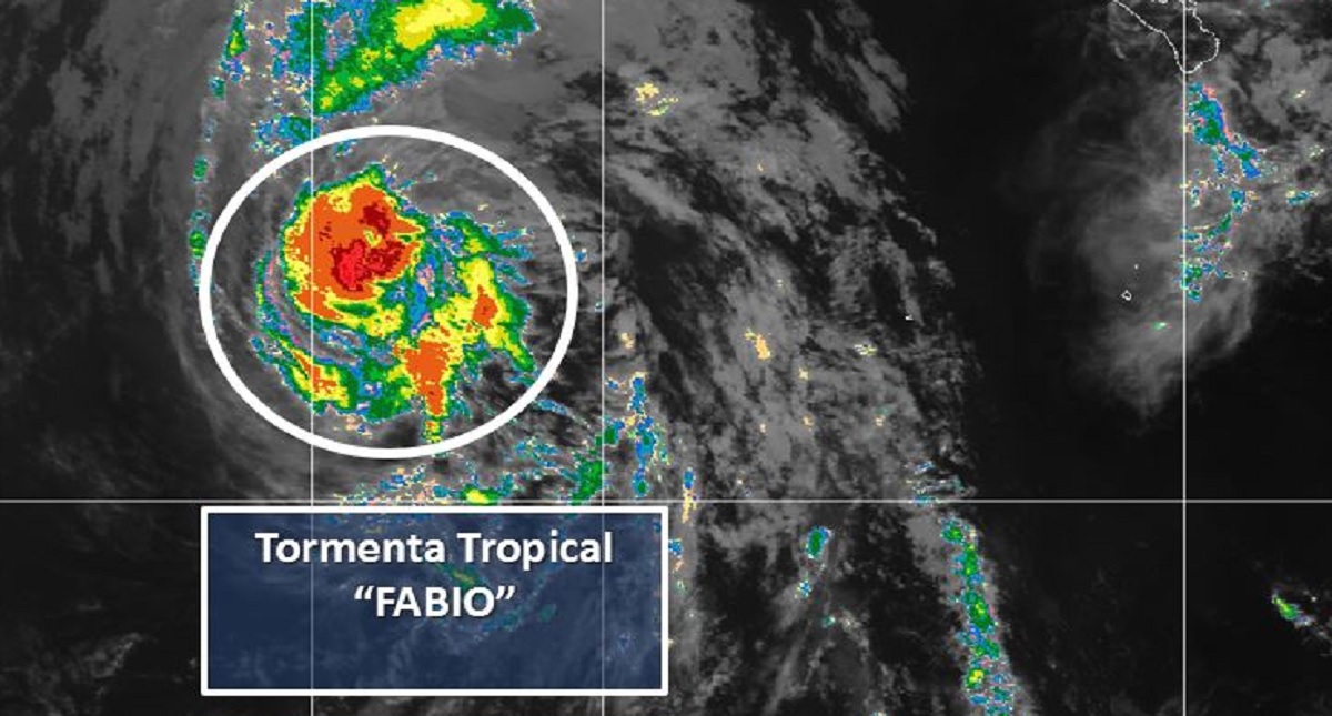 Tormenta Fabio se aleja de México sin provocar lluvias
