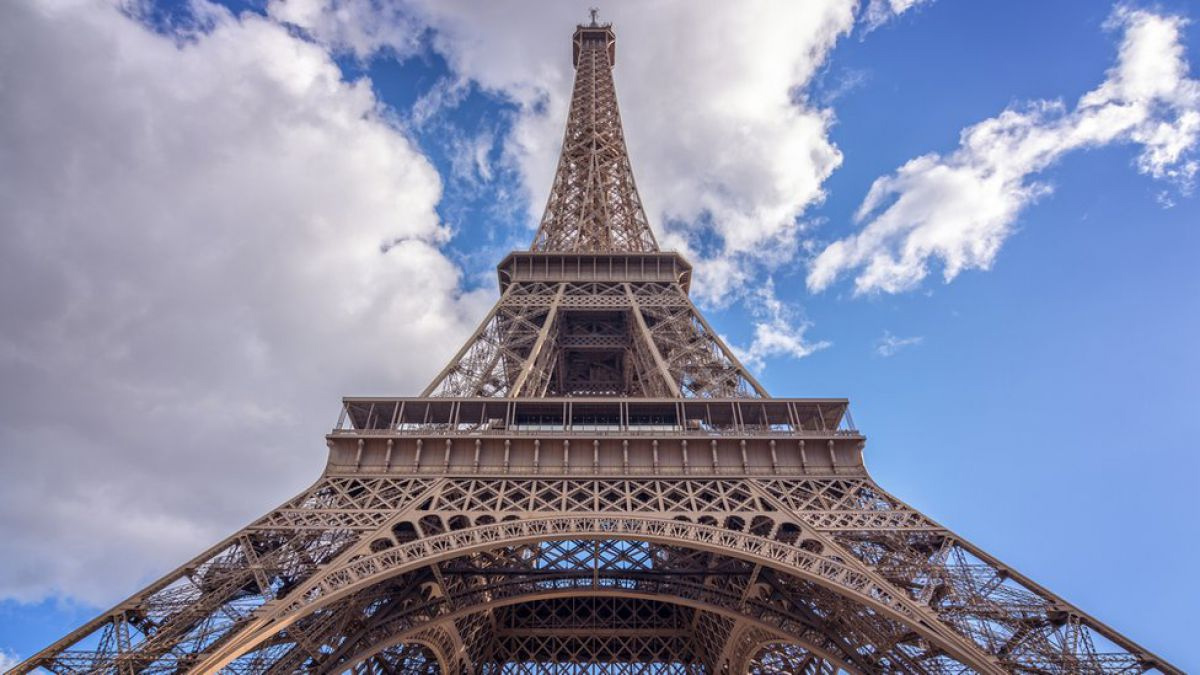 Reabren Torre Eiffel al público tras huelga de empleados - torre-eiffel-cierre-mundial