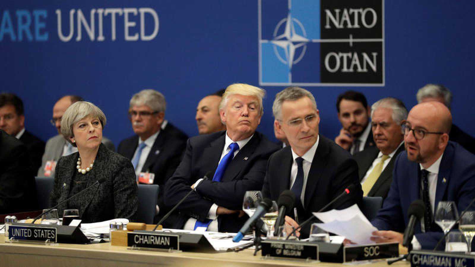Trump arremete contra los países miembros de la OTAN - trumpotanint