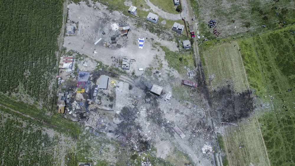 Del Mazo anuncia medidas contra accidentes por elaboración de pirotecnia