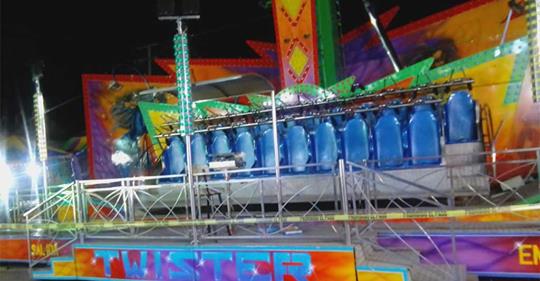 Niña de 4 años muere al caer de juego mecánico en Pénjamo - twisterint1