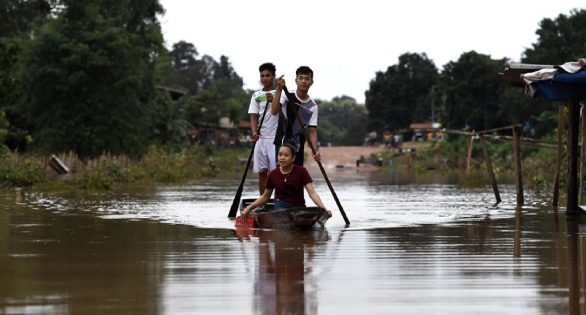 Van 26 muertos y 131 desaparecidos por colapso de presa en Laos